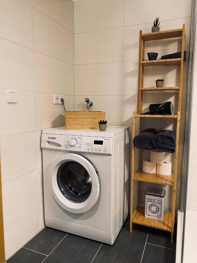Yourfavoritebed Designapartment Im Zentrum 10 Цвикау Екстериор снимка
